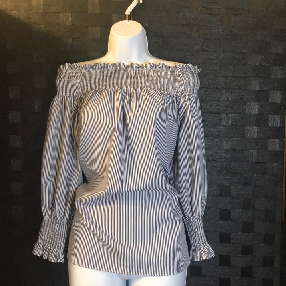 Navy/white striped top
